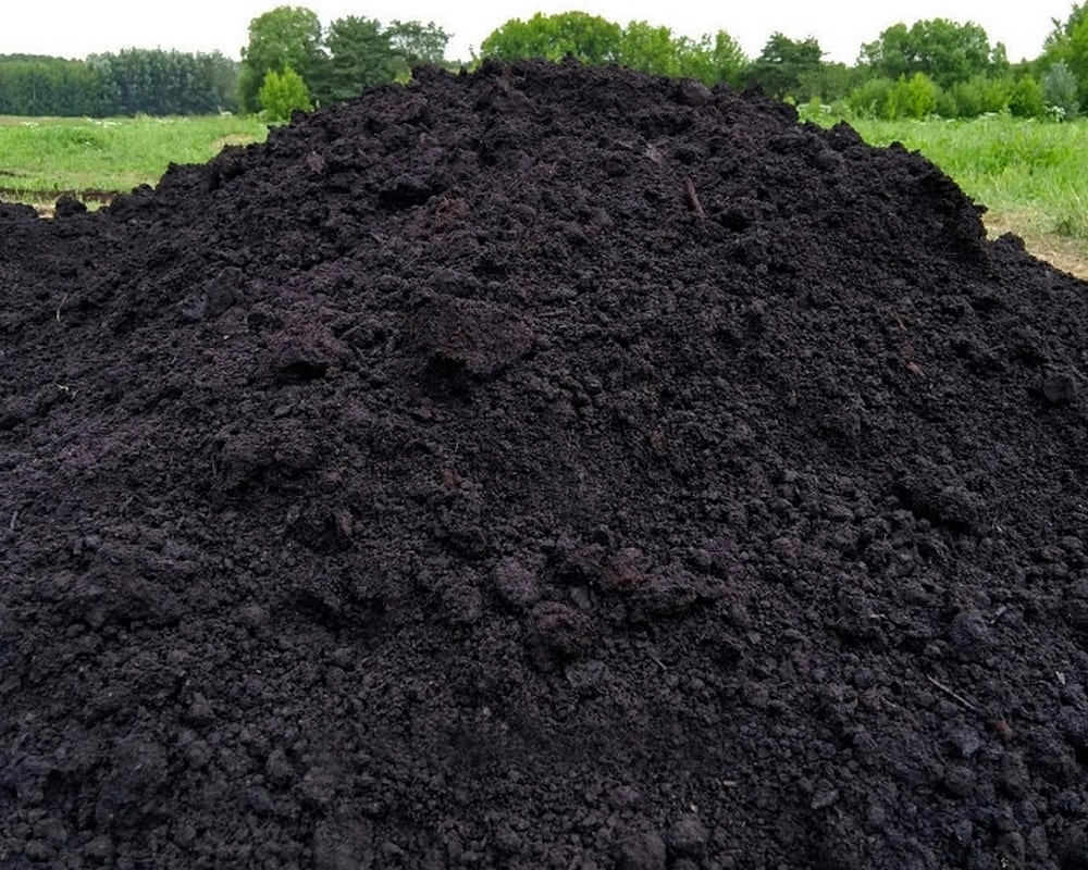 Haljastusmuld/Sõelutudmuld